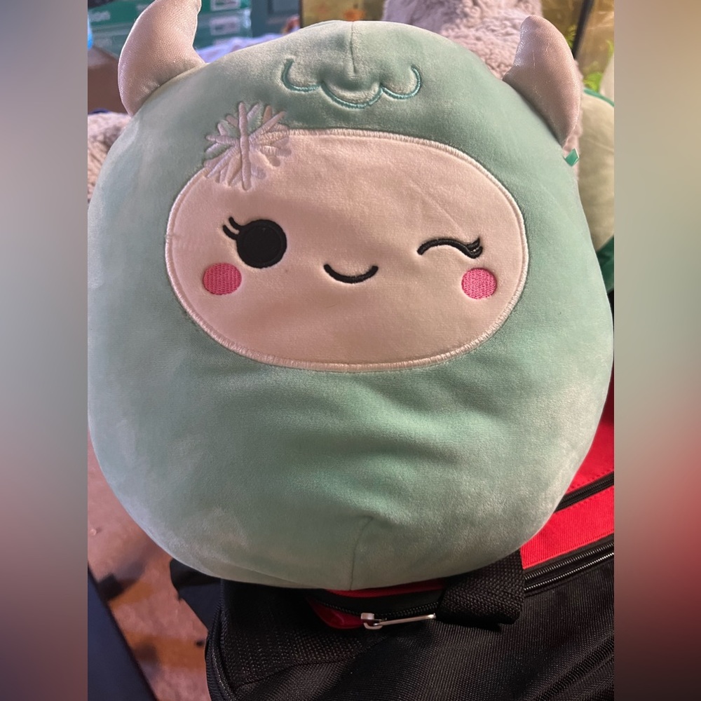 11” squishmallow yeti